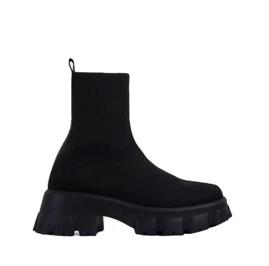 NY Chunky Socks Black Boots
